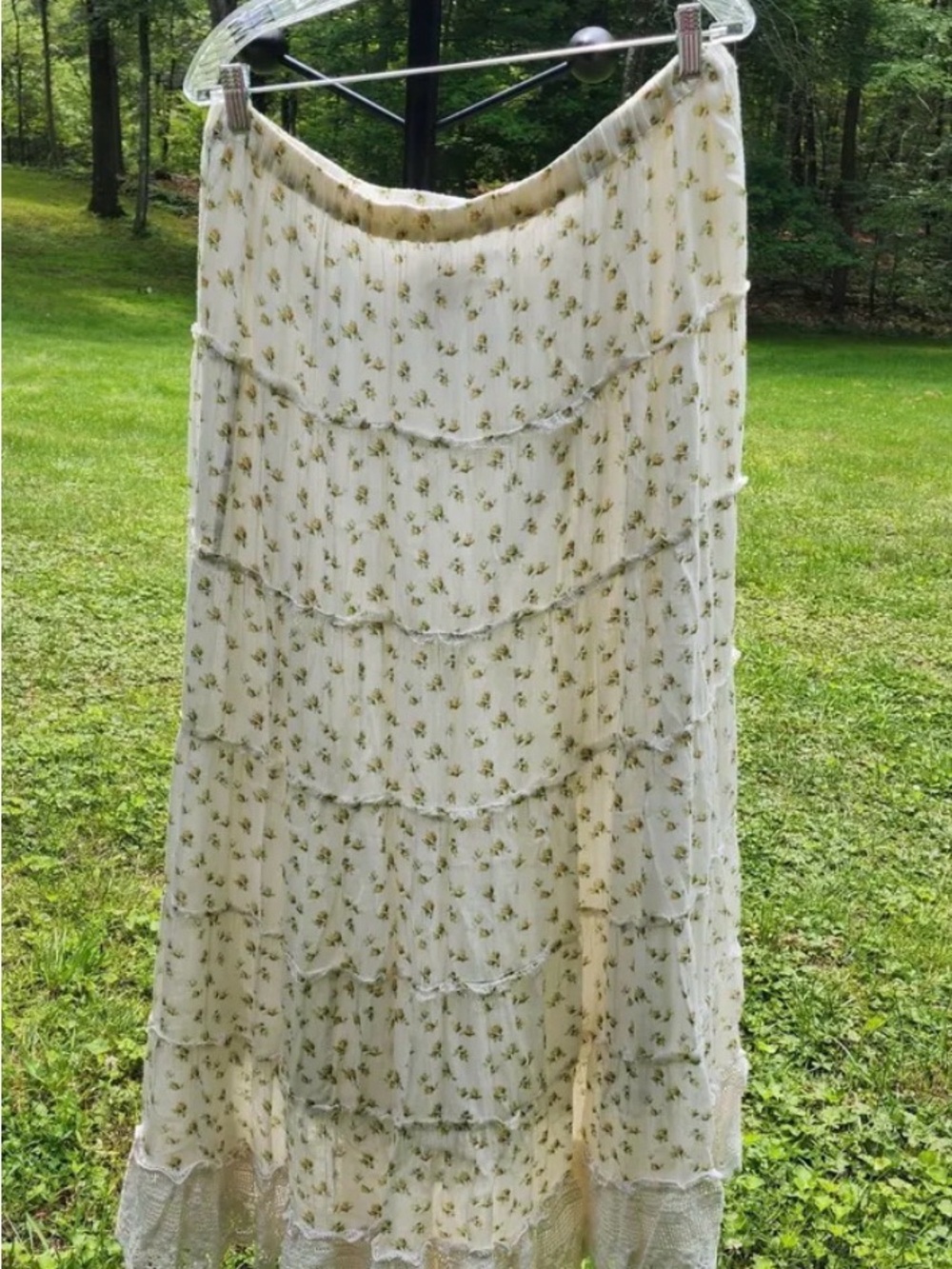 Ralph Lauren Cream Tiered A-Line Skirt with Green Floral Print - Picture 3 of 6